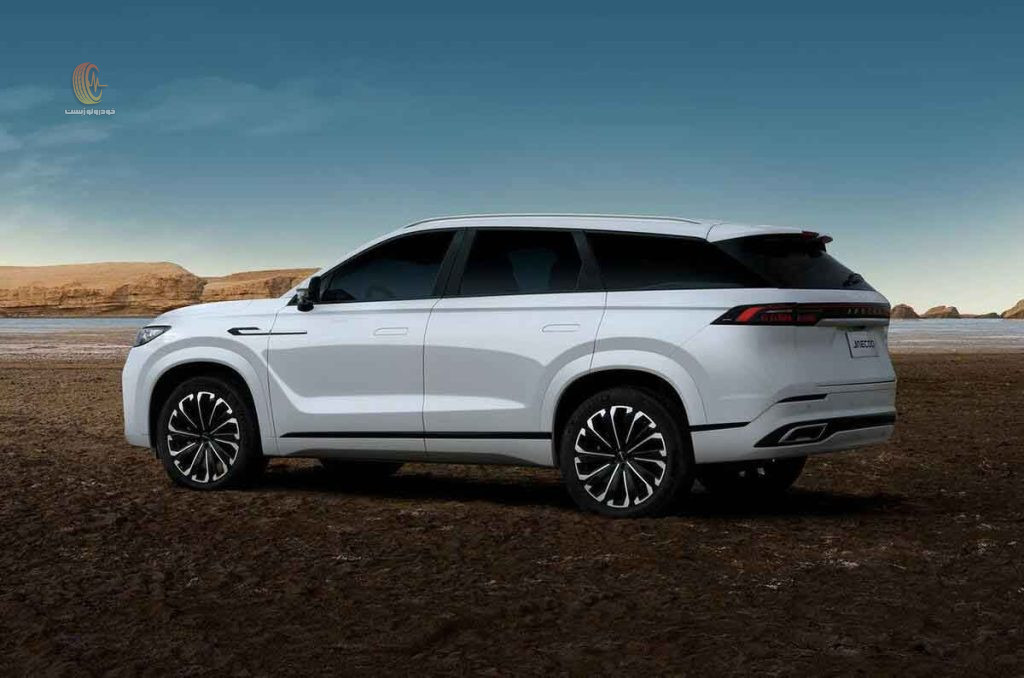 لوکانو L8 در بریتانیا