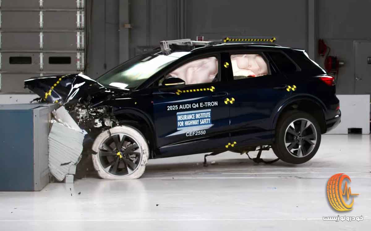 آئودی Q4 e-tron در تست تصادف