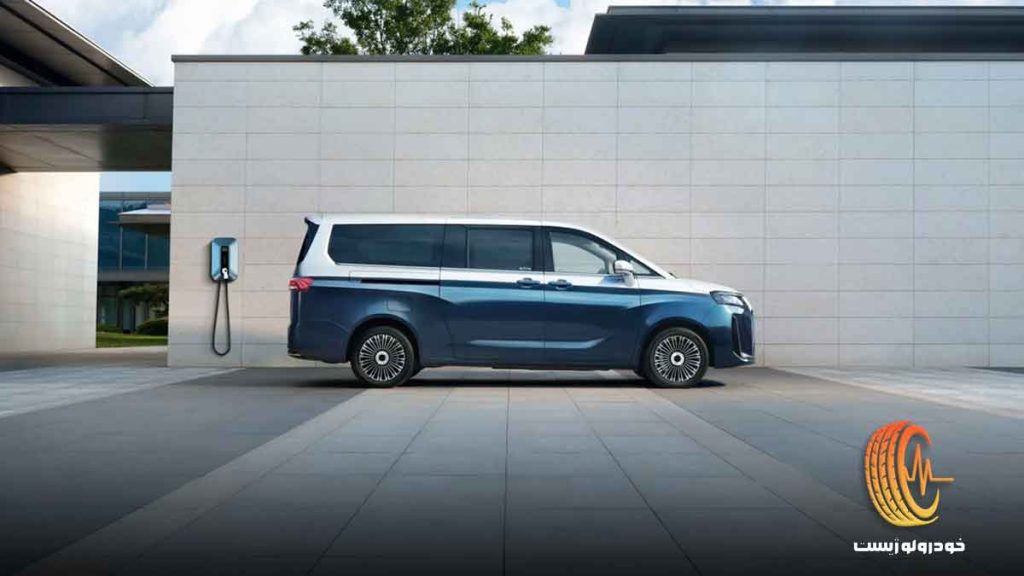 مینی ون BAW M8