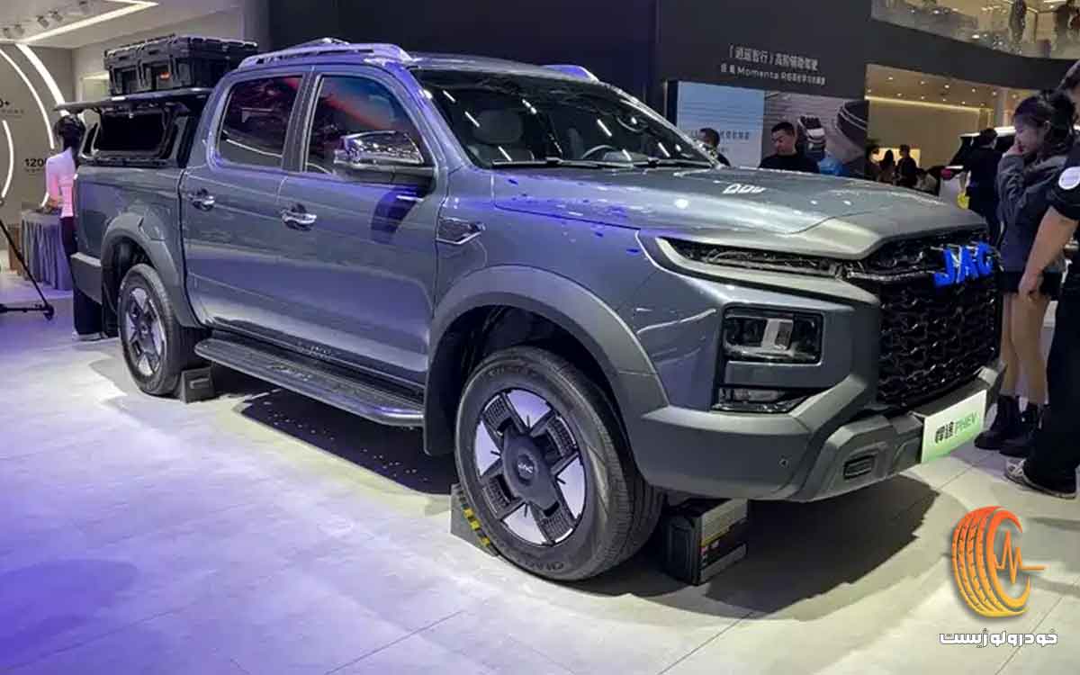 کی ام سی T9 پلاگین هیبریدی