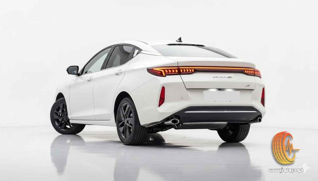 مقایسه کی ام سی J7 و لاماری اکو - KMC J7