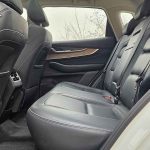 فضای ردیف دوم ام وی ام ایکس ۷۷