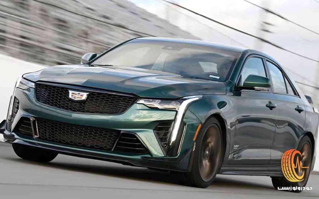 ۱۰ خودرو برتر ۲۰۲۶ - کادیلاک CT4-V بلکوینگ