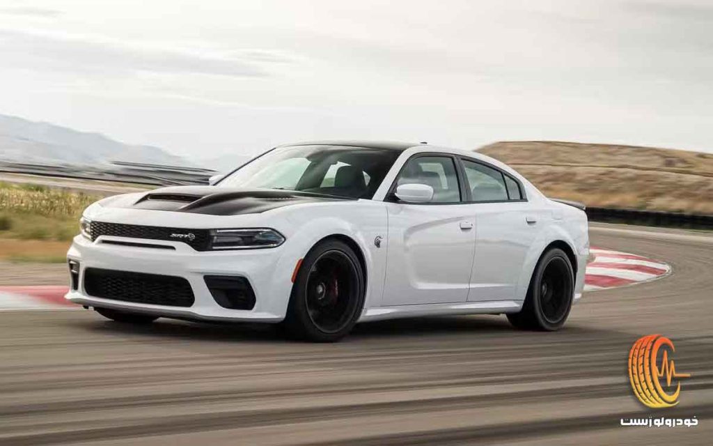 مقایسه دوج چلنجر با چارجر