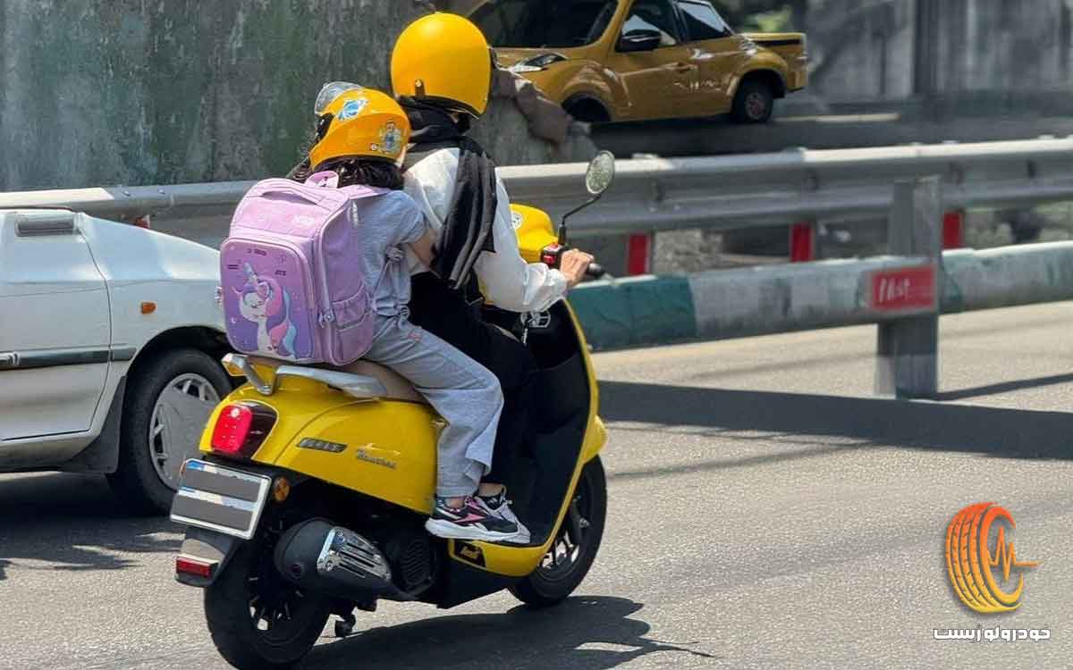 گواهینامه موتورسیکلت زنان