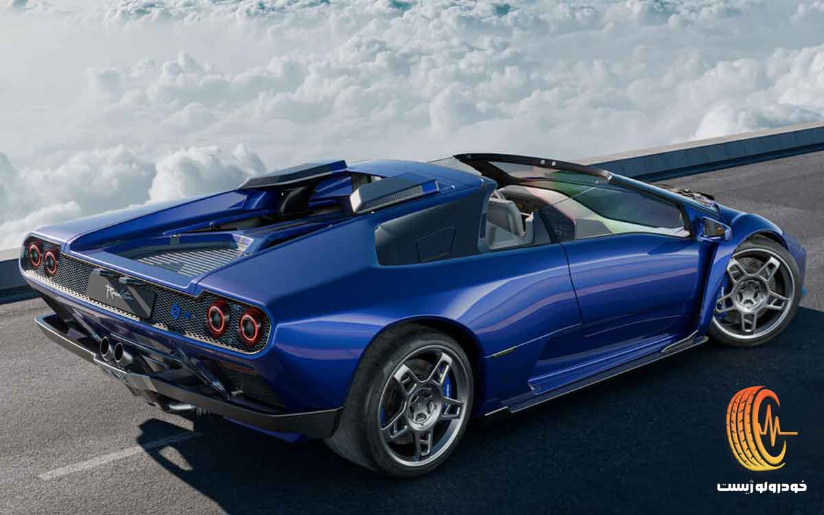 اکسنتریکا V12 رودستر