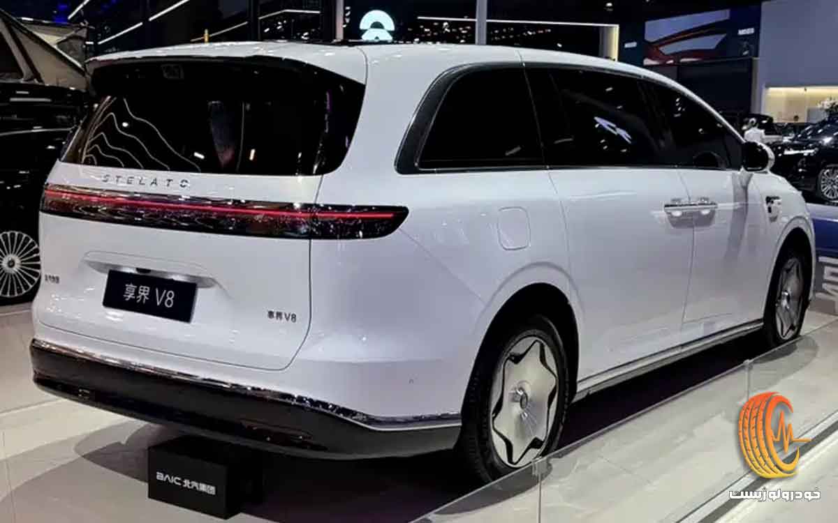 اینجوی V8